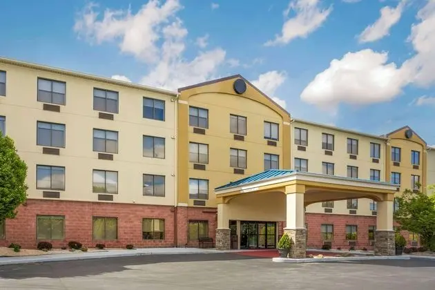 Comfort Suites - Dış Mekan