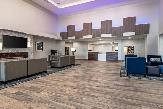 Comfort Suites Grove City - Columbus South - Lobi