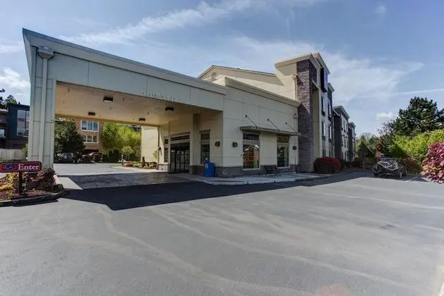 Comfort Suites