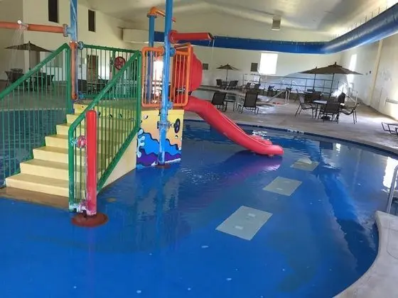 Comfort Suites (Johnson Creek)