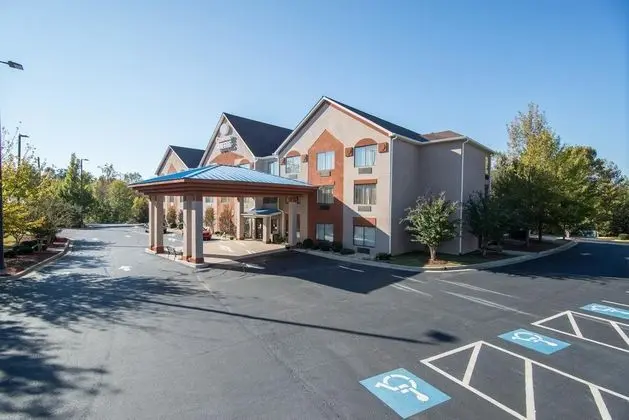 Comfort Suites (Lawrenceville)