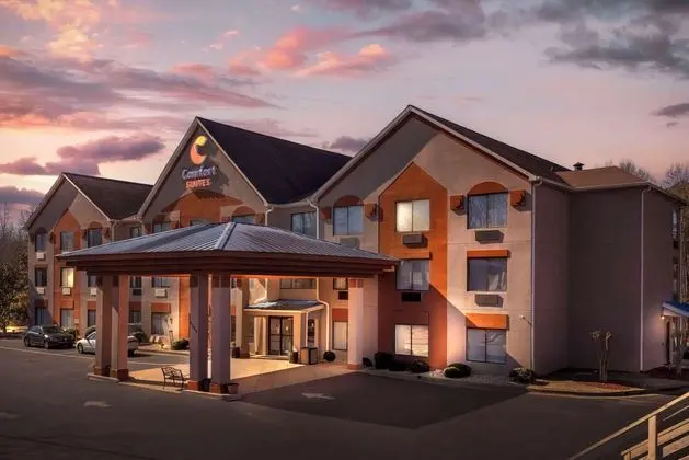Comfort Suites (Lawrenceville) - Dış Mekan