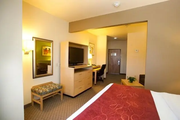 Comfort Suites Lindale