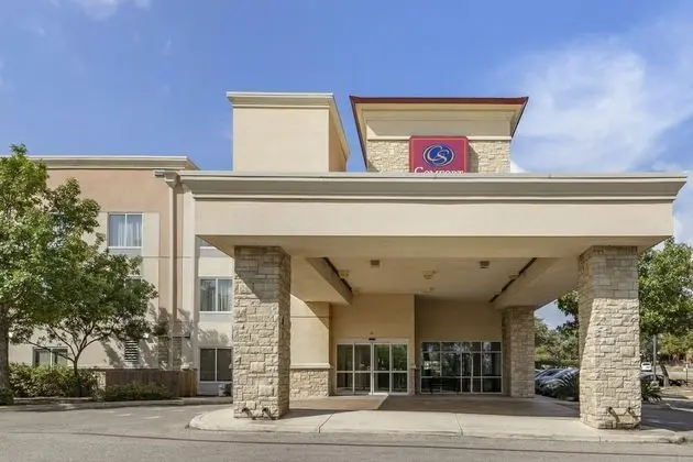 Comfort Suites Medical Center near Six Flags - Dış Mekan