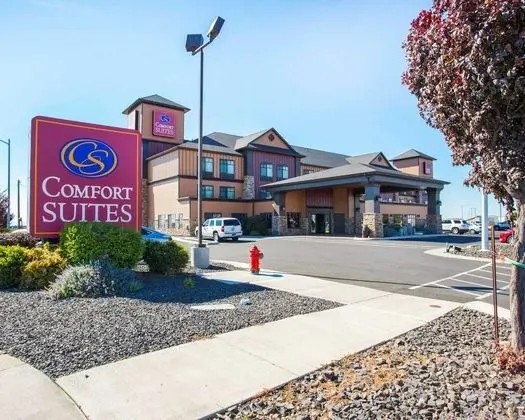 Comfort Suites