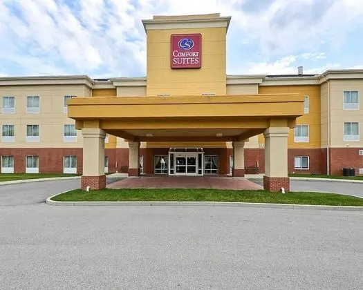 Comfort Suites near Indianapolis Airport