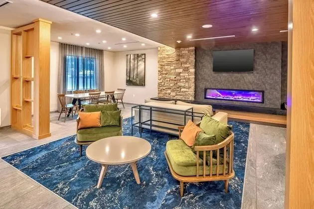 Comfort Suites Near Northeast Mall - Öne Çıkan Resim