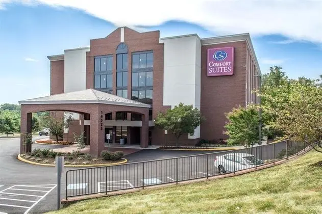 Comfort Suites Near Potomac Mills