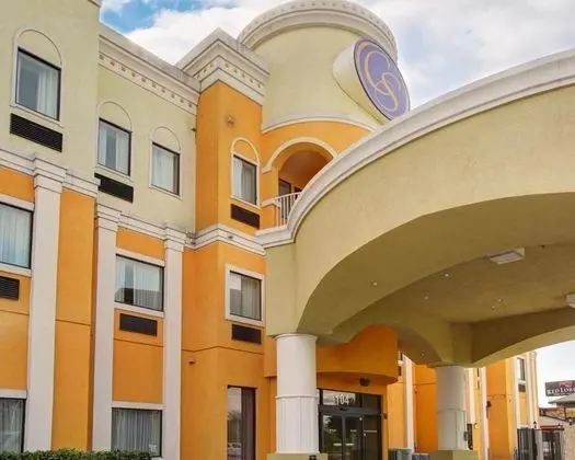 Comfort Suites Near Texas State University