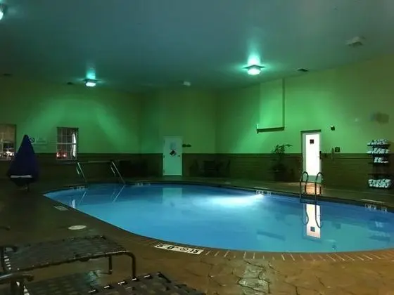 Comfort Suites Newport News Airport