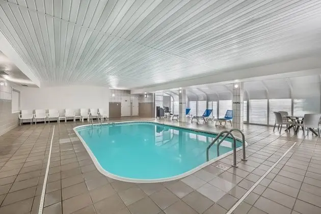 Comfort Suites - Havuz