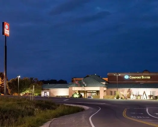 Comfort Suites Parkersburg South - Dış Mekan