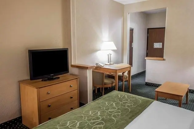 Comfort Suites Peoria I-74