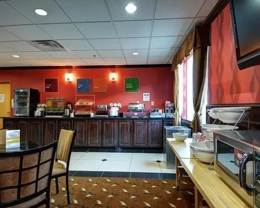 Comfort Suites Plano East - Richardson