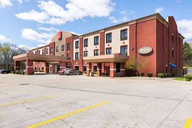 Comfort Suites