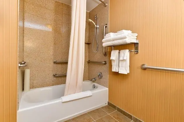 Comfort Suites Rochester Area