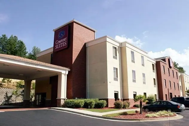 Comfort Suites