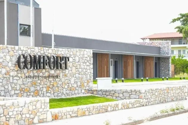 Comfort Suites and Rooms