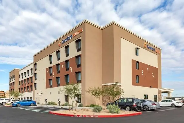 Comfort Suites Scottsdale Talking Stick Entertainment District - Dış Mekan