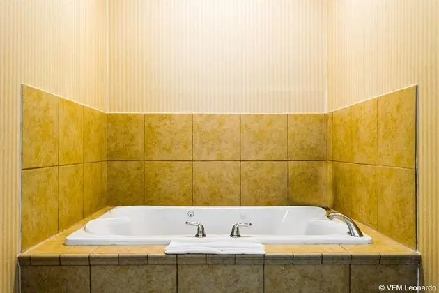 Comfort Suites South Point - Huntington