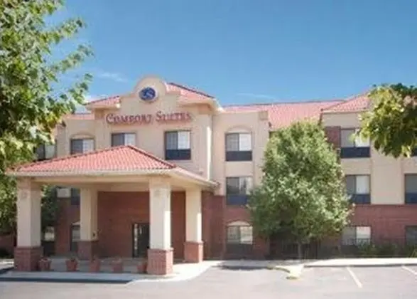 Comfort Suites Southwest Lakewood