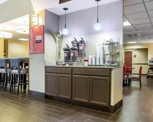Comfort Suites Springfield - OH