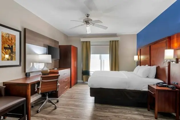 Comfort Suites St Charles-St Louis - Öne Çıkan Resim