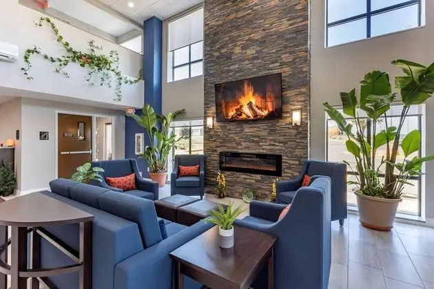 Comfort Suites St. Louis - Sunset Hills - Lobi