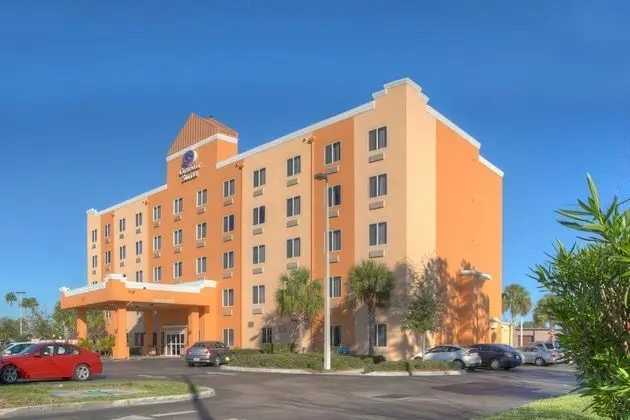 Comfort Suites Tampa Airport North
