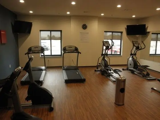 Comfort Suites - Fitness