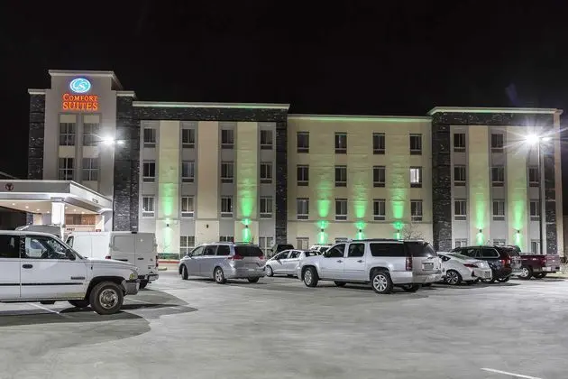 Comfort Suites University Lubbock Area