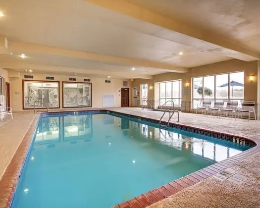 Comfort Suites - Havuz