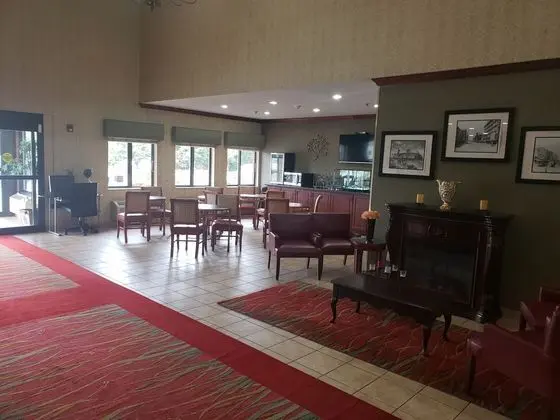 Comfort Suites