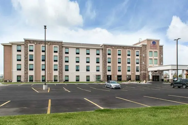 Comfort Suites West End