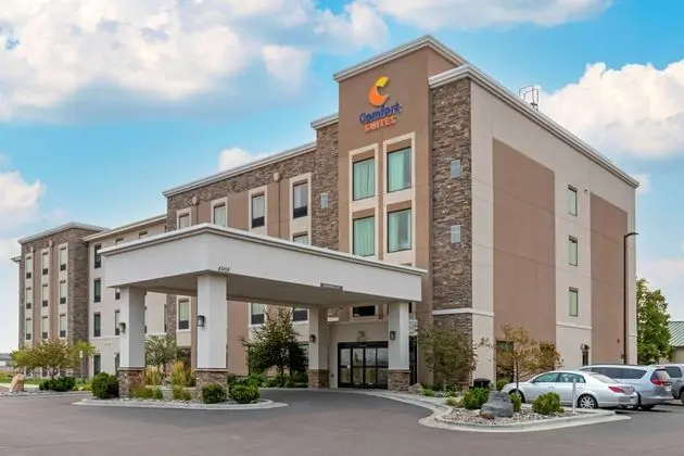 Comfort Suites West End - Dış Mekan