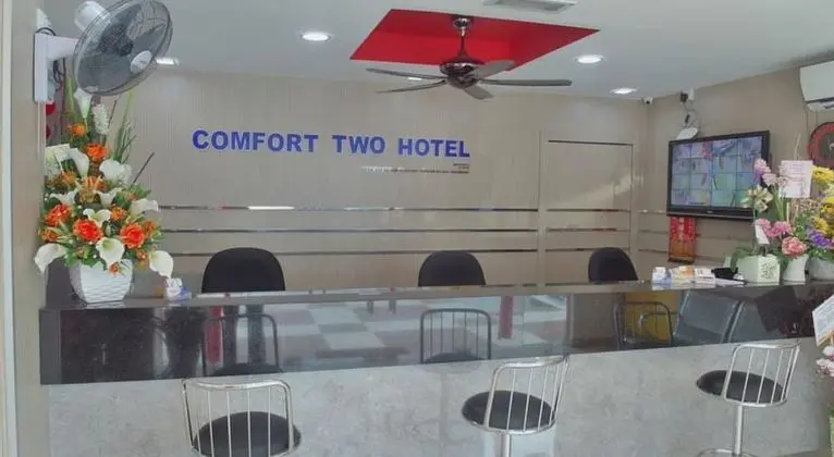 Comfort Two Hotel - Lobi