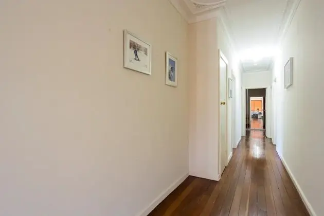 Comfortable 2 Bedroom Home in Trendy Victoria Park - İç Mekan