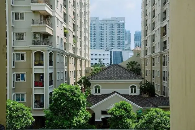 Comfortable 2BR Apartment at Mediterania Palace Residence