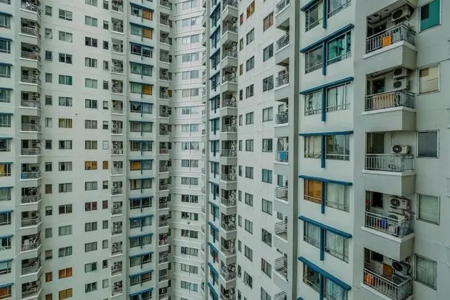Comfortable 2BR Apartment at Sudirman Park - Dış Mekan