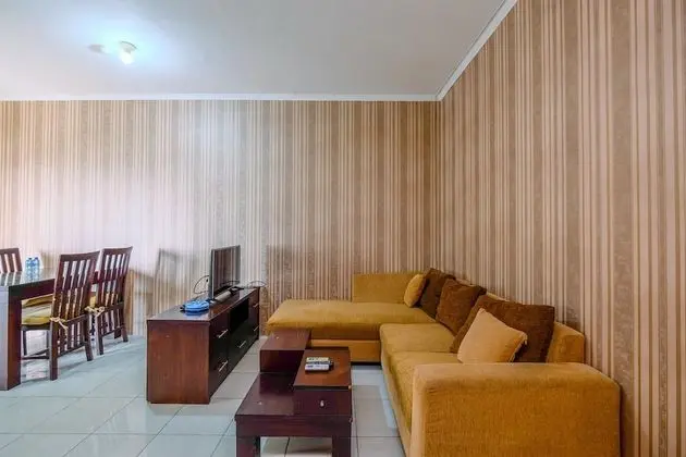 Comfortable 2BR Apartment at Sudirman Park - İç Mekan
