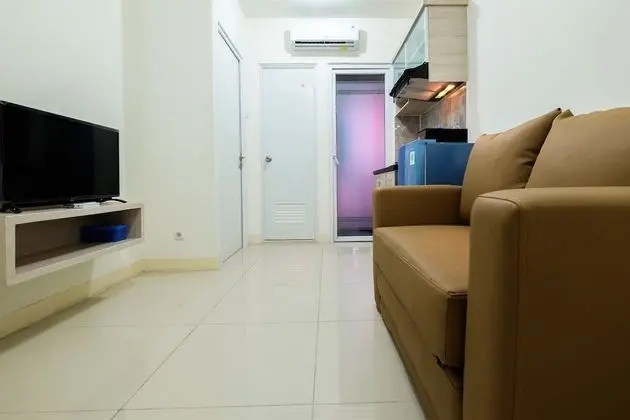 Comfortable 2BR Green Pramuka Apartment - Öne Çıkan Resim