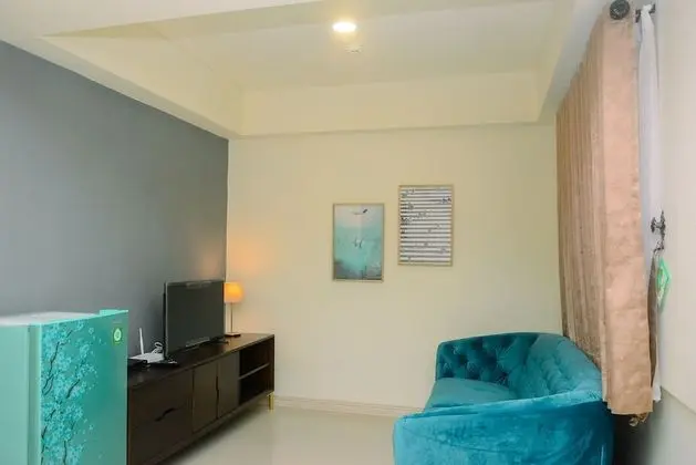Comfortable 2BR at Meikarta Apartment - İç Mekan