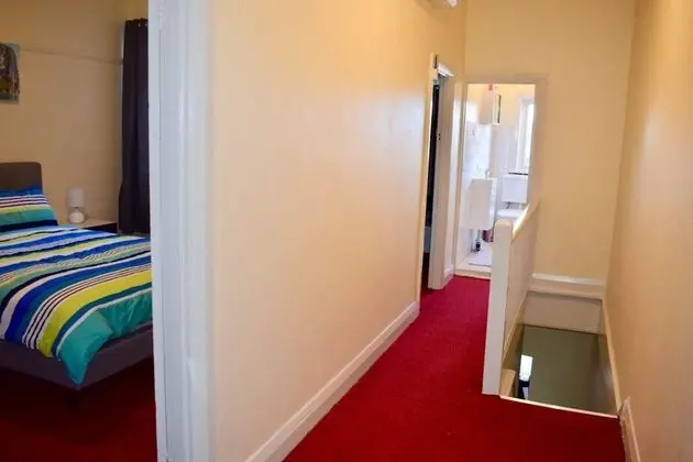 Comfortable 3 Bedroom Apartment In Trendy Haberfield