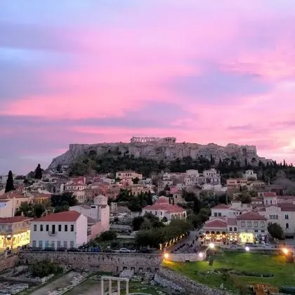 Comfortable apartment in Acropolis