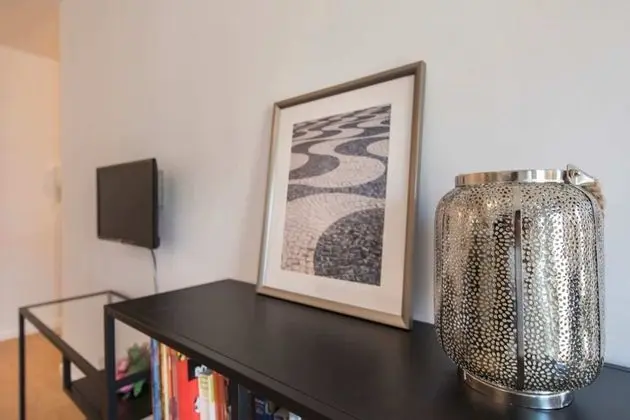 Comfortable Apartment in Campo Pequeno - İç Mekan