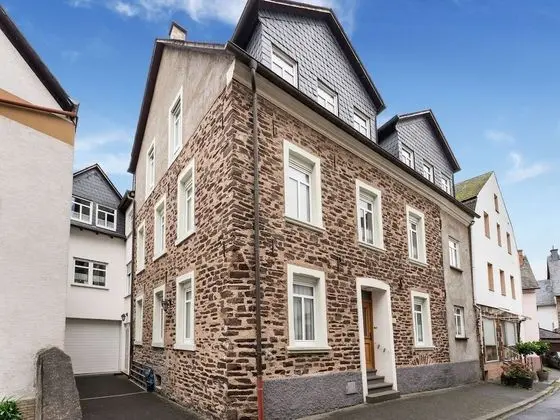 Comfortable Apartment in Ediger-eller Eifel Near Town Centre