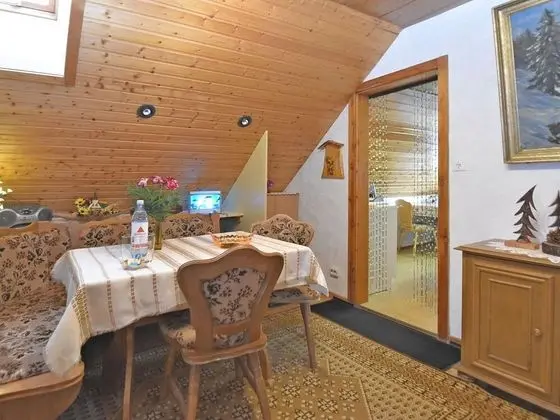 Comfortable Apartment in Frauenwald Thuringia Near Forest - Yerinde Yemek