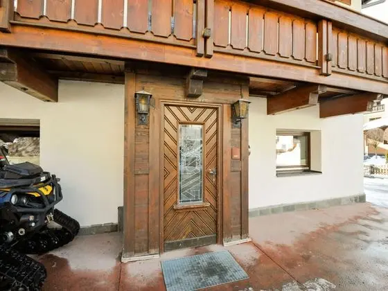 Comfortable Apartment in Langenfeld Near Ski Area - Lobi