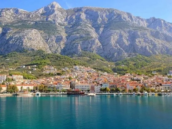 Comfortable Apartment in Makarska Near to Beach