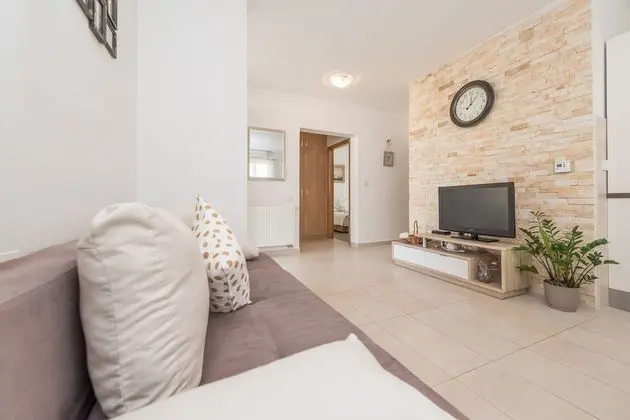 Comfortable Apartment Miriam